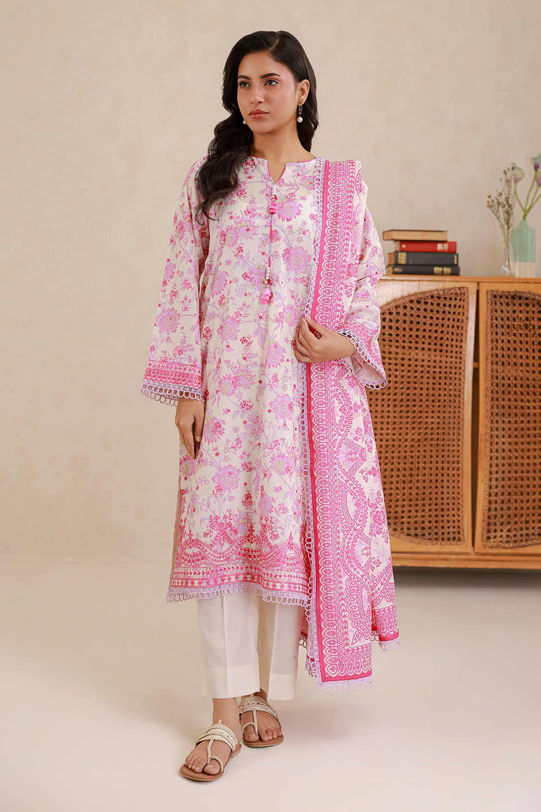 Unstiched Lawn Collection BY Zellbury (WUS26E30561)