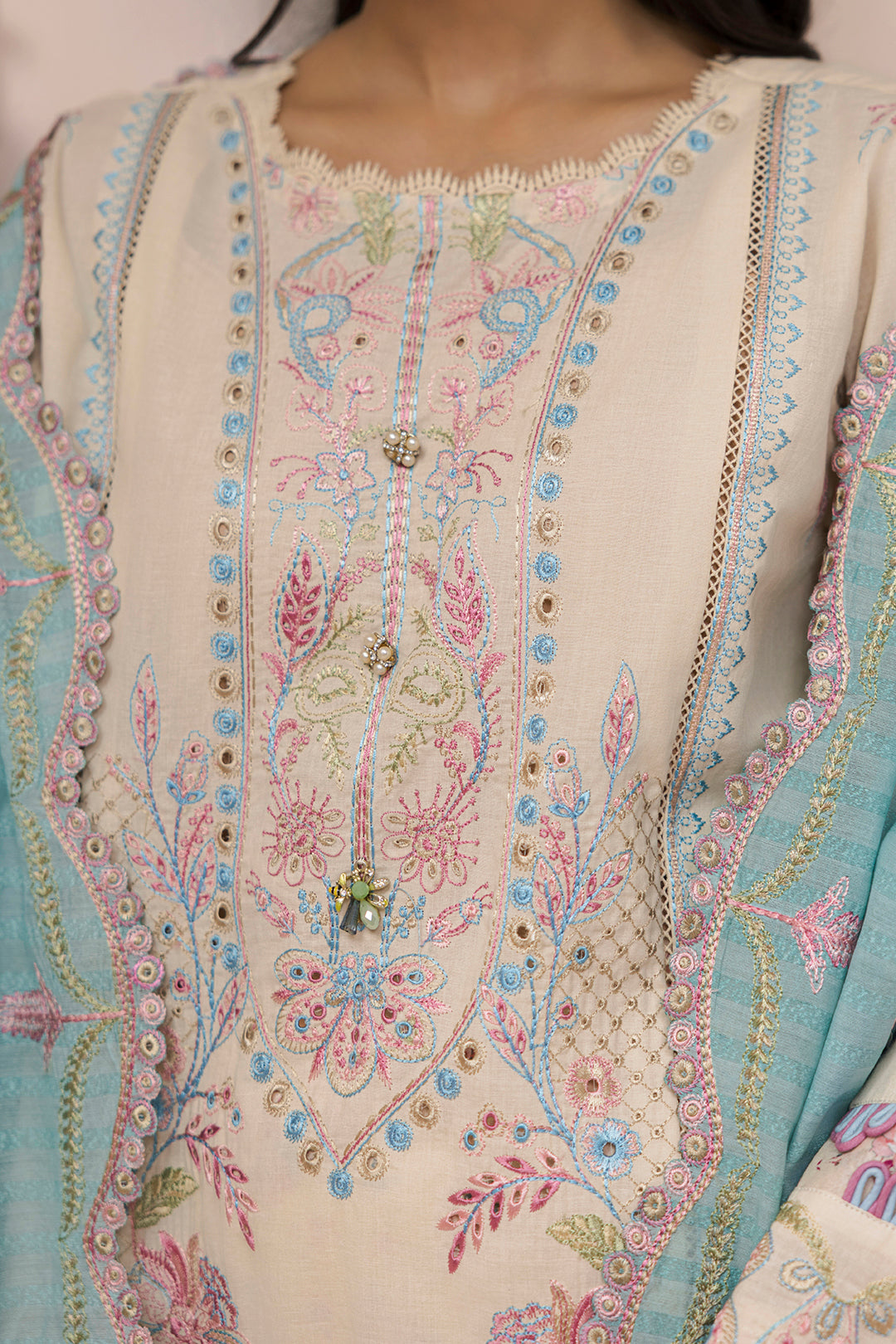 Unstiched Lawn Collection BY Zellbury(WUS26E30453)