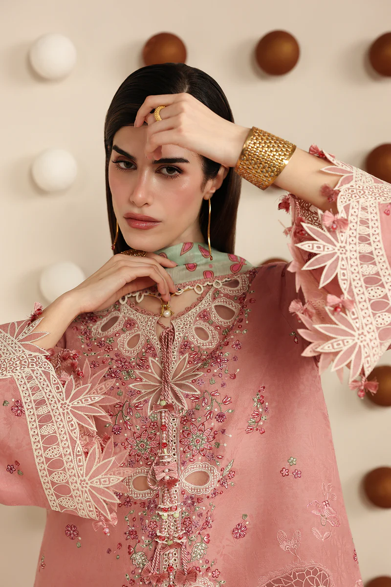 Jazmin Iris EMBROIDERED LAWN IL26-D04